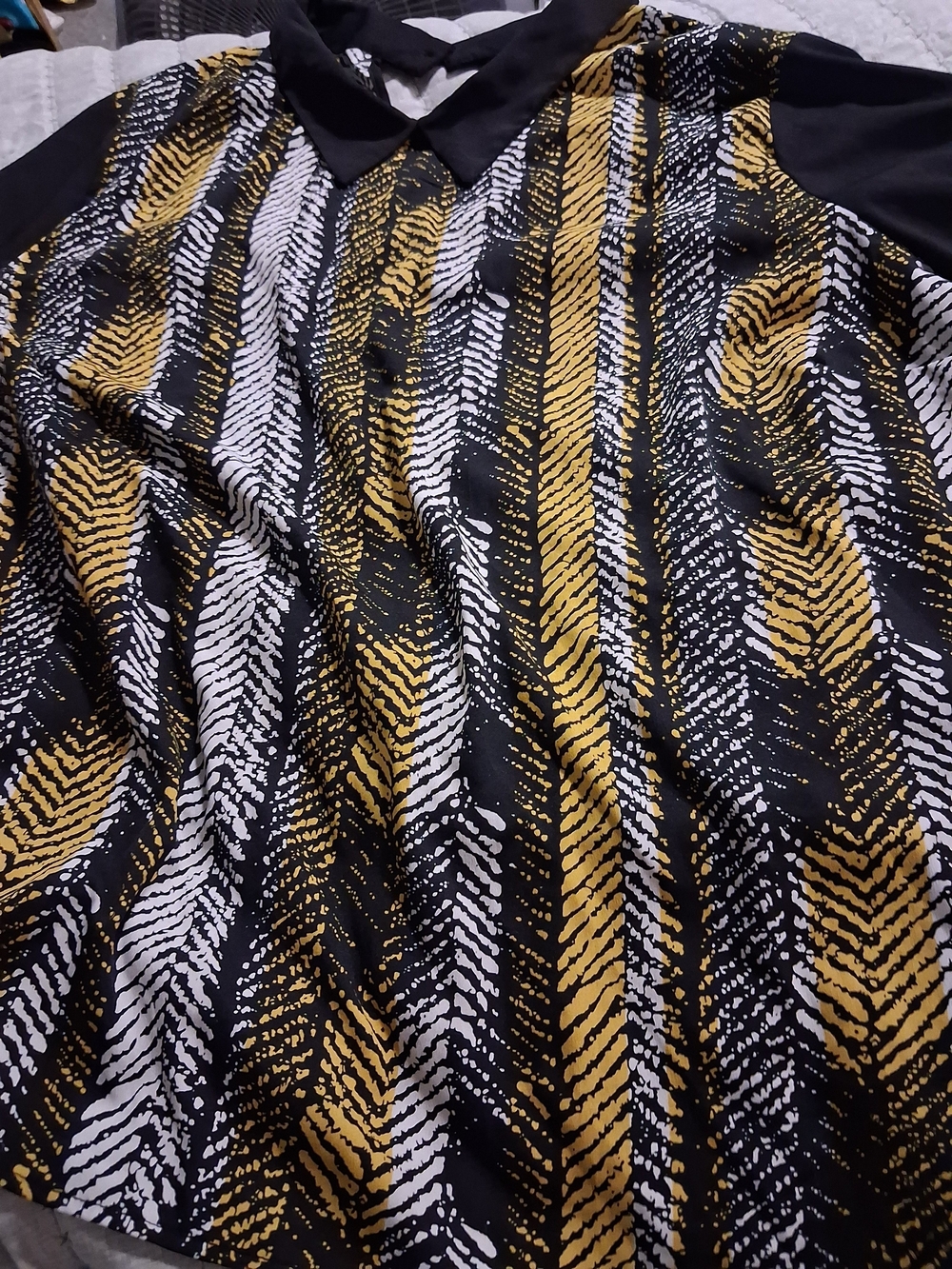 Simply Be Black Gold and White Printed Blouse